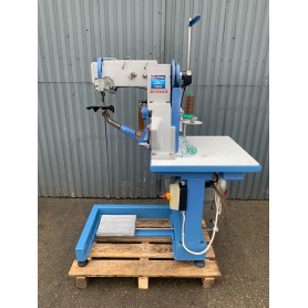 Famas 224 Machine for sewing shoe soles