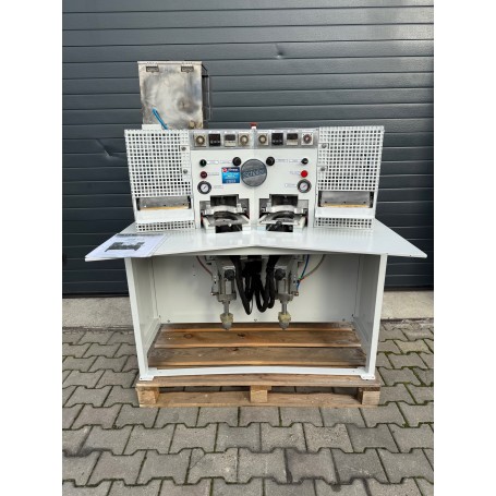 Schafer Cali G2 toe moulding machine