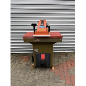 Atom S 120C  Clicker press cutting machine