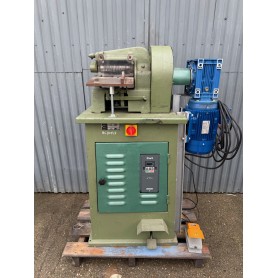 Strapping machine, belt cutter, machine for cutting leather, rubber, felt into 180mm strips